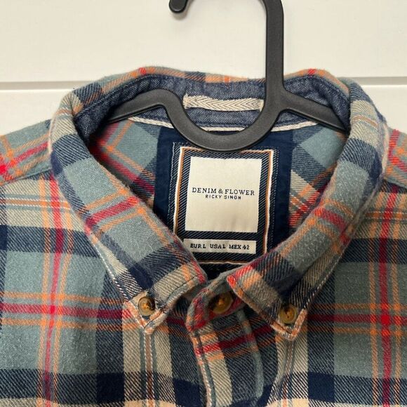 Denim & Flower Mens Shirt Large Flannel Button Down Plaid Long Sleeve Blue Red - Picture 4 of 12